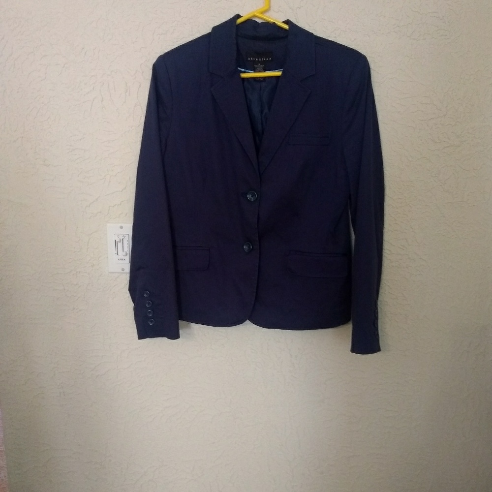Attention blazer